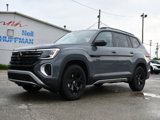 New 2025 Volkswagen Atlas Peak Edition SE image 3