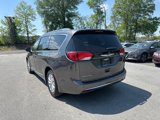 Used 2019 Chrysler Pacifica Touring-L image 5