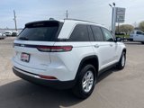New 2025 Jeep Grand Cherokee Laredo image 5