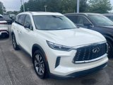 Certified 2025 INFINITI QX60 Luxe image 3