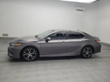 Used 2020 Toyota Camry SE image 2