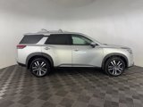 New 2025 Nissan Pathfinder Platinum image 4