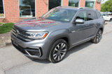Used 2022 Volkswagen Atlas SEL Premium image 2