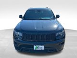 Used 2019 Jeep Grand Cherokee Laredo image 2