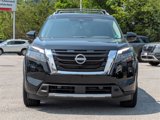 New 2025 Nissan Pathfinder SL image 2