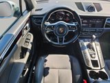 Used 2021 Porsche Macan w/ Premium Package image 3