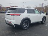 New 2025 Nissan Pathfinder SL image 3