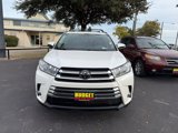 Used 2017 Toyota Highlander Limited image 2