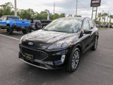Used 2020 Ford Escape Titanium image 3