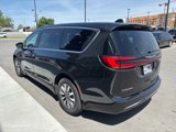 Used 2023 Chrysler Pacifica Touring-L image 5