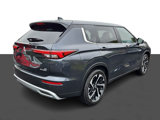New 2025 Mitsubishi Outlander SE image 4
