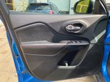 Used 2020 Jeep Cherokee Trailhawk image 5