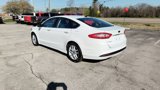 Used 2016 Ford Fusion SE image 3