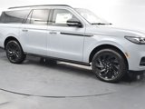 New 2025 Lincoln Navigator L Reserve image 3
