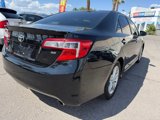 Used 2014 Toyota Camry SE image 2