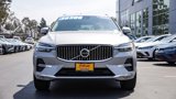 Used 2023 Volvo XC60 B5 Plus image 4