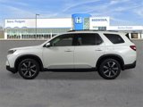 New 2025 Honda Pilot Touring image 2