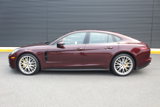 Used 2018 Porsche Panamera image 2