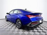 New 2025 Hyundai Elantra SEL image 4