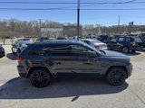 Used 2017 Jeep Grand Cherokee Altitude image 5
