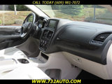 Used 2016 Dodge Grand Caravan SXT w/ UConnect Hands-Free Group image 6