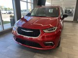 New 2025 Chrysler Pacifica Select image 3