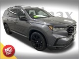 Used 2025 Honda Pilot Black Edition image 1