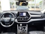 Used 2020 Toyota Highlander XLE image 5