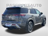 New 2025 Nissan Pathfinder SL w/ SL Premium Package image 6
