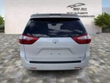 Used 2017 Toyota Sienna XLE image 5