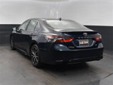 Used 2021 Toyota Camry SE image 3