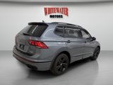 Used 2023 Volkswagen Tiguan SE R-Line image 4
