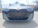 New 2025 BMW 740i image 2