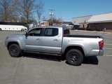 Used 2018 Toyota Tacoma 4x4 Double Cab image 2