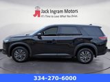 New 2025 Nissan Pathfinder S image 2