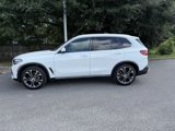 Used 2022 BMW X5 sDrive40i w/ Premium Package image 2