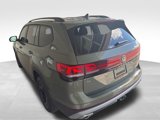 New 2025 Volkswagen Atlas Peak Edition SE image 3