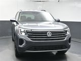 New 2025 Volkswagen Atlas SE image 2