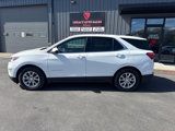 Used 2018 Chevrolet Equinox LT image 2