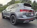 New 2025 Volkswagen Atlas SE image 3
