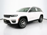 Used 2024 Jeep Grand Cherokee Limited image 3