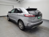 Used 2023 Ford Edge SEL image 3