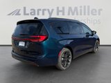New 2025 Chrysler Pacifica Limited image 5