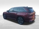 Used 2023 Jeep Grand Cherokee Overland image 3