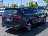 New 2025 Chrysler Pacifica Select image 5