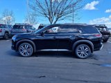 New 2025 Nissan Pathfinder Platinum image 2