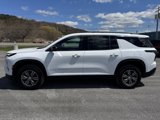 New 2025 Chevrolet Traverse LT image 2