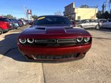 Used 2022 Dodge Challenger SXT image 2
