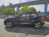 Used 2023 Volvo XC40 Recharge Plus image 5