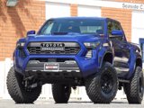 Used 2025 Toyota Tacoma TRD Sport image 2